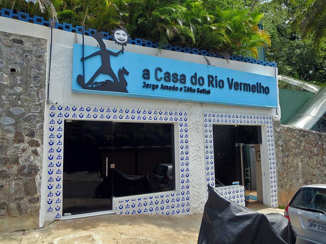Julia-sampaio-designer_casa-do-rio-vermelho_001