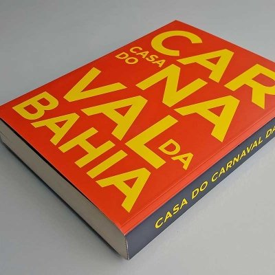 julia-sampaio-designer_programa-e-livro-casa-do-carnaval_08
