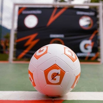 julia-sampaio-designer_-Gatorade-PET_12