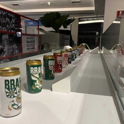 julia-sampaio-designer-lancamento-latinhas-brahma-carnaval_10