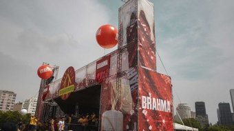 julia-sampaio-designer-palco-bangalafumenga-carnava_07