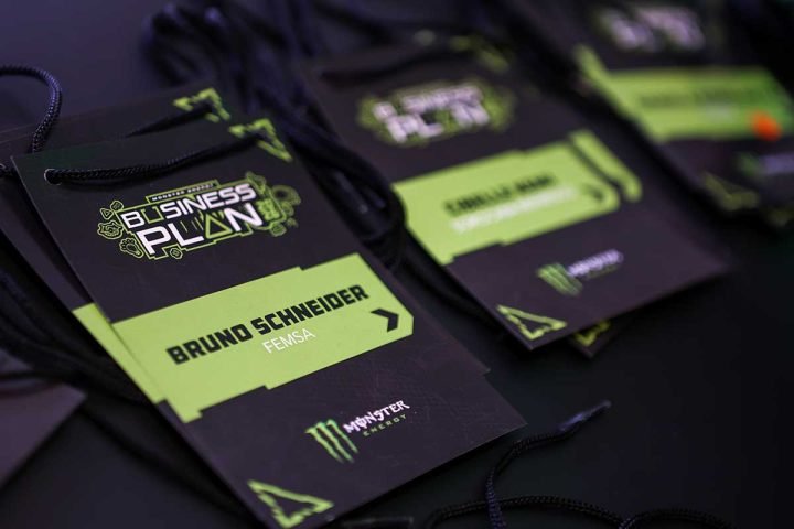 julia-sampaio-designer-monster-BP_12