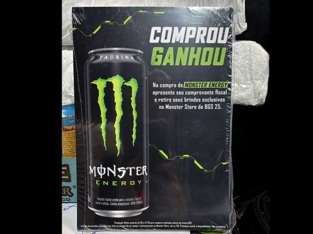 julia-sampaio-designer-monster-bgs_09