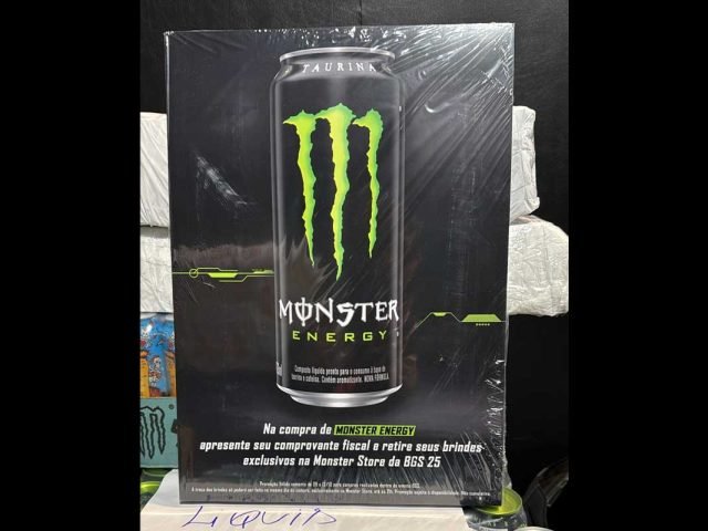 julia-sampaio-designer-monster-bgs_10