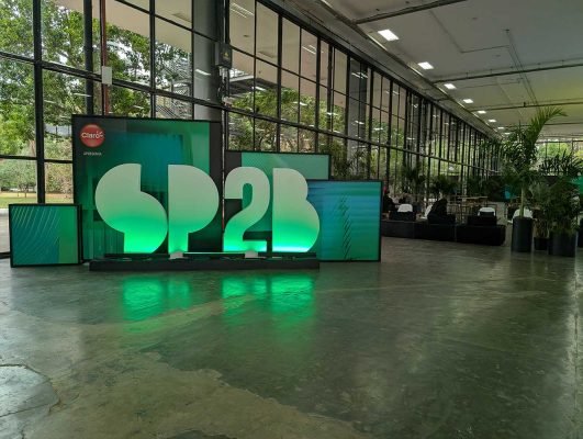 julia-sampaio-designer-sp2b-business-area-23