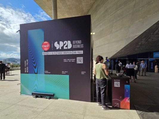 julia-sampaio-designer-sp2b-no-rio2c_11
