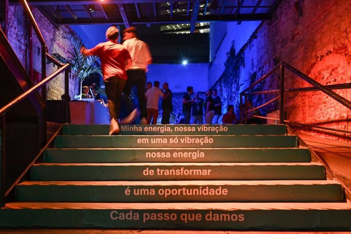 julia-sampaio-designer-vibra-festa-de-dim-de-ano-2024_19