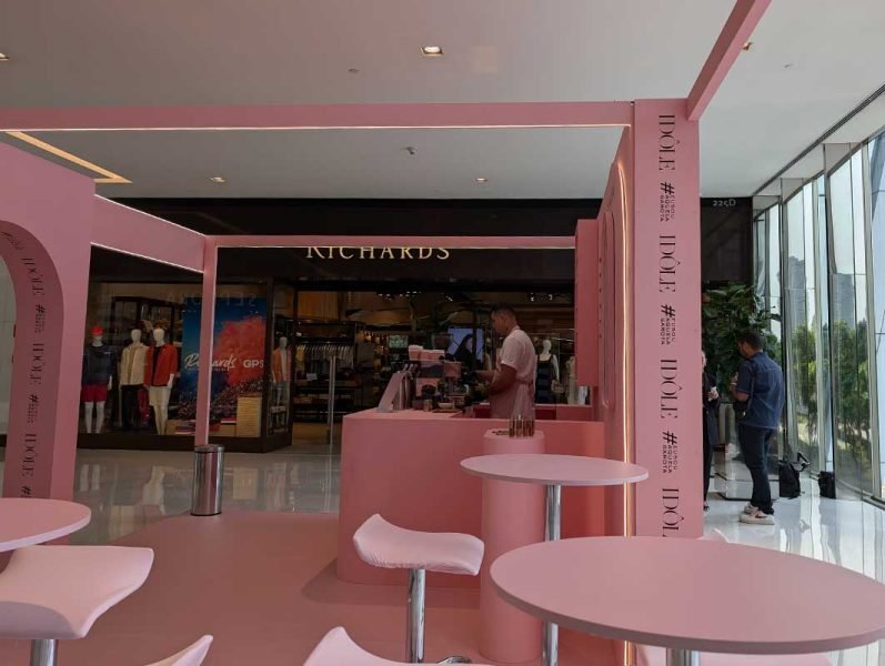 julia-sampaio-designer_cafeteria-idole_05