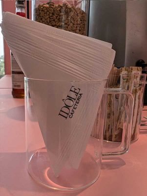 julia-sampaio-designer_cafeteria-idole_13