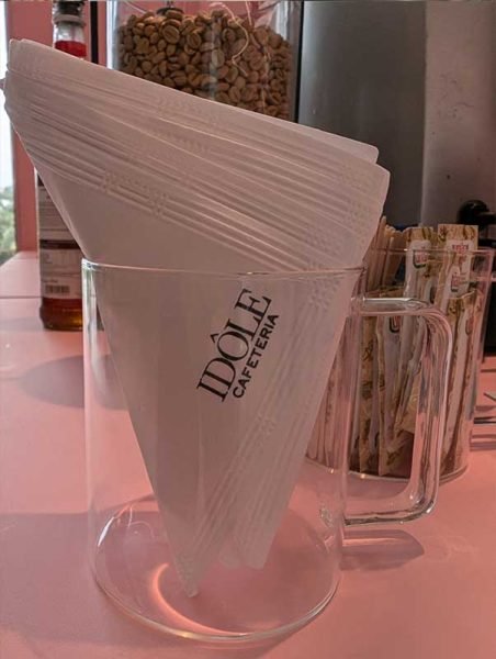 julia-sampaio-designer_cafeteria-idole_13