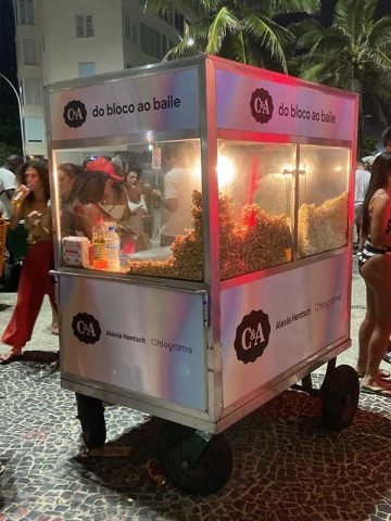 julia-sampaio-designer_cea_do-baile-ao-bloco_02
