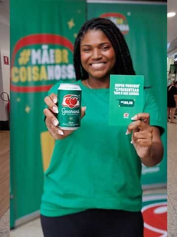julia-sampaio-designer_guarana-dia-das-maes_08