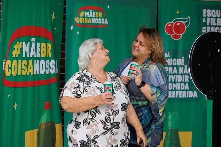 julia-sampaio-designer_guarana-dia-das-maes_11