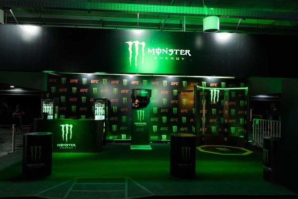 julia-sampaio-designer_monster-UFC_08